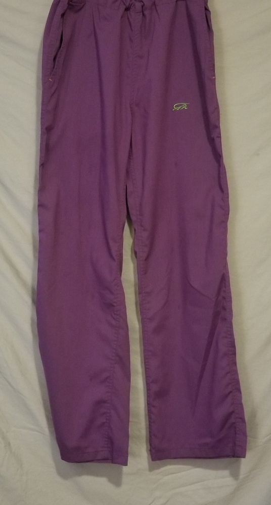 Scrub set - Picture 2 of 2